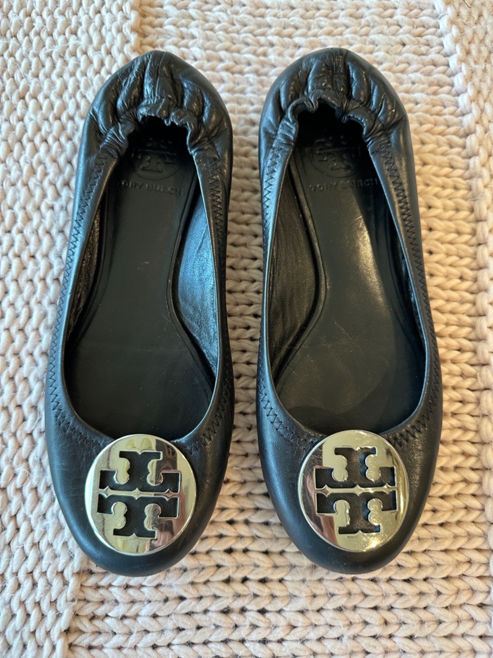 Tory Burch black ballet flat with silver logo size 6.5